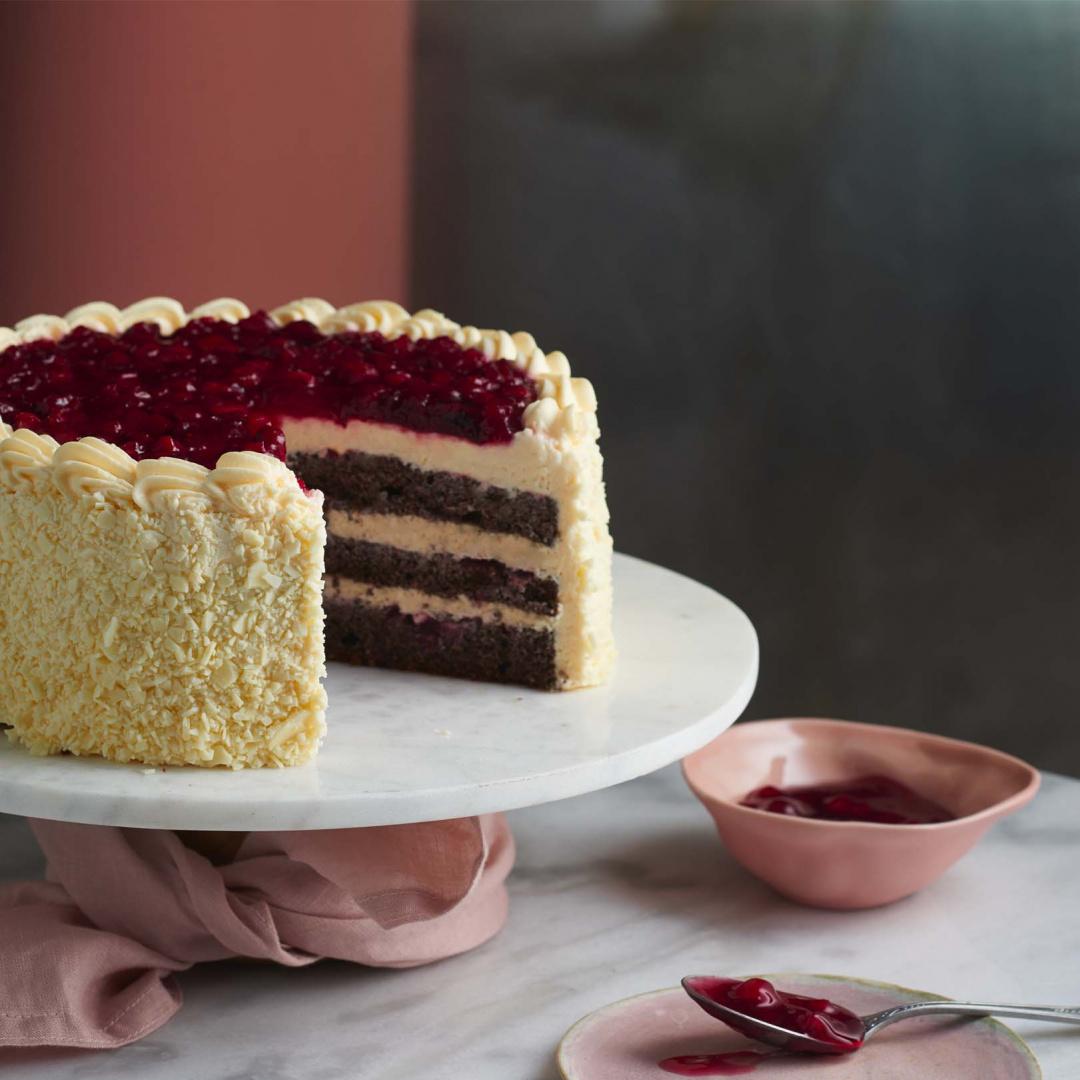 Tort makowo-waniliowy z żurawiną duży (14-20 porcji) Tort makowo-waniliowy z żurawiną duży (14-20 porcji)